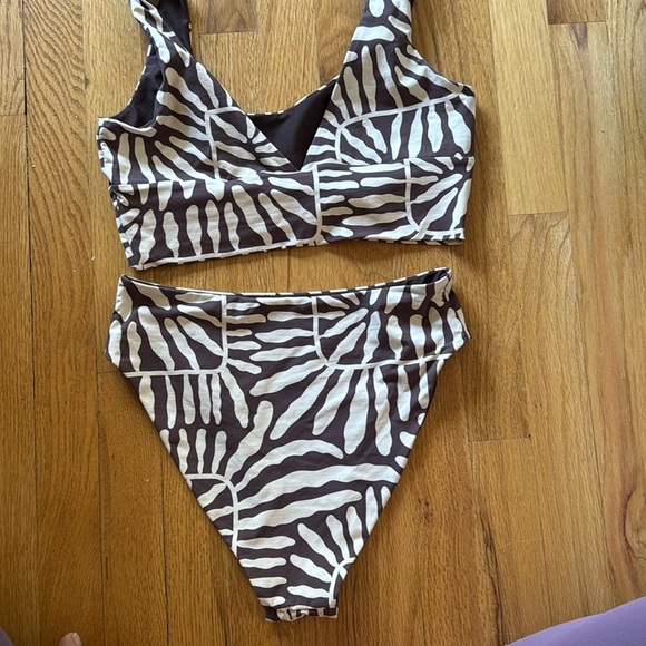 Salted Australia bikini L top and M high waisted Brown White Zebra Bikini Set - Picture 2 of 5